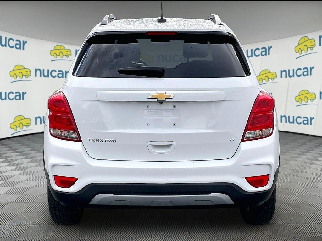 Used 2019 Summit White Chevrolet LT image 5