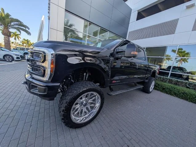 2026 Ford F-250 Super Duty Platinum - Photo 28