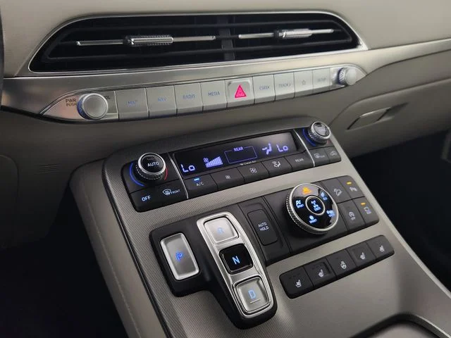 Used 2022 Gray Hyundai Calligraphy image 27