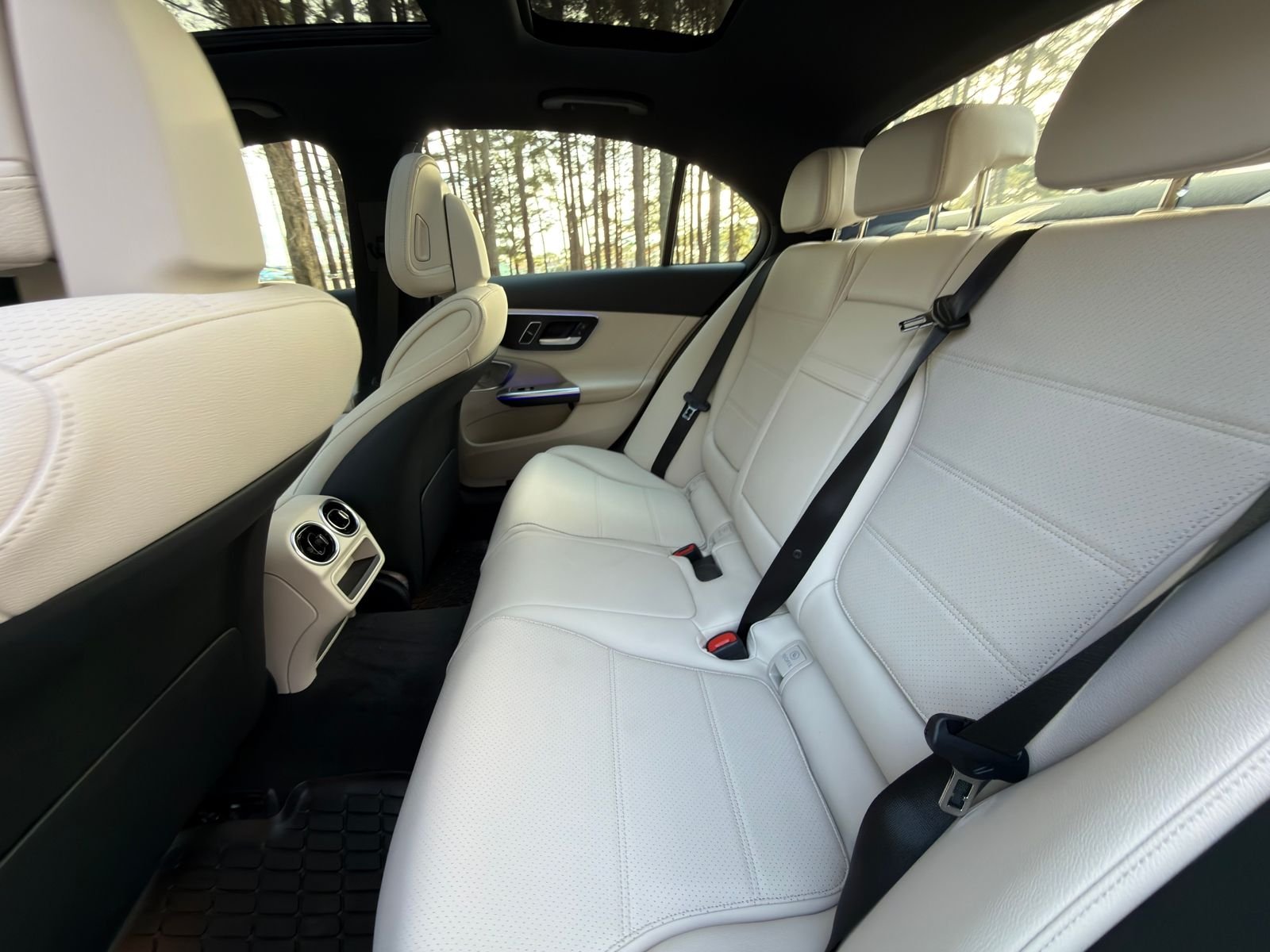 New 2026 Polar White Mercedes-Benz C 300 image 14