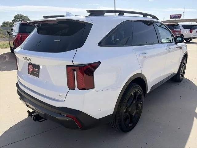 Used 2025 White Kia X-Line SX Prestige image 6