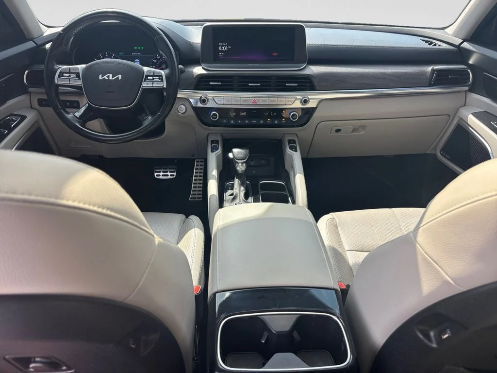 Used 2022 Purple Kia SX image 14