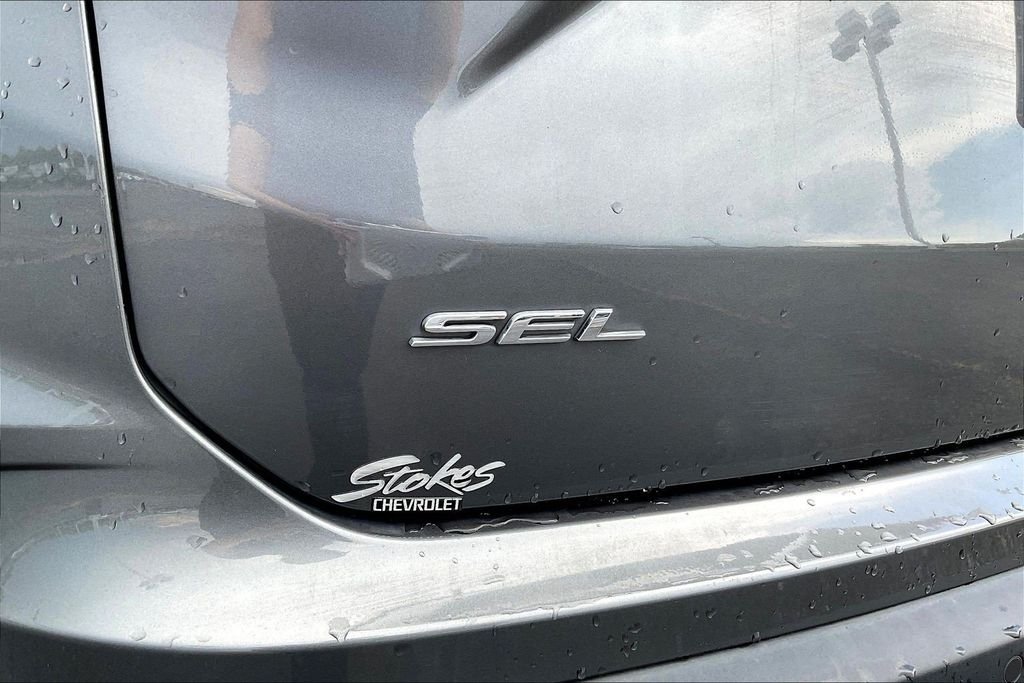 Used 2024 Gray Ford SEL image 28