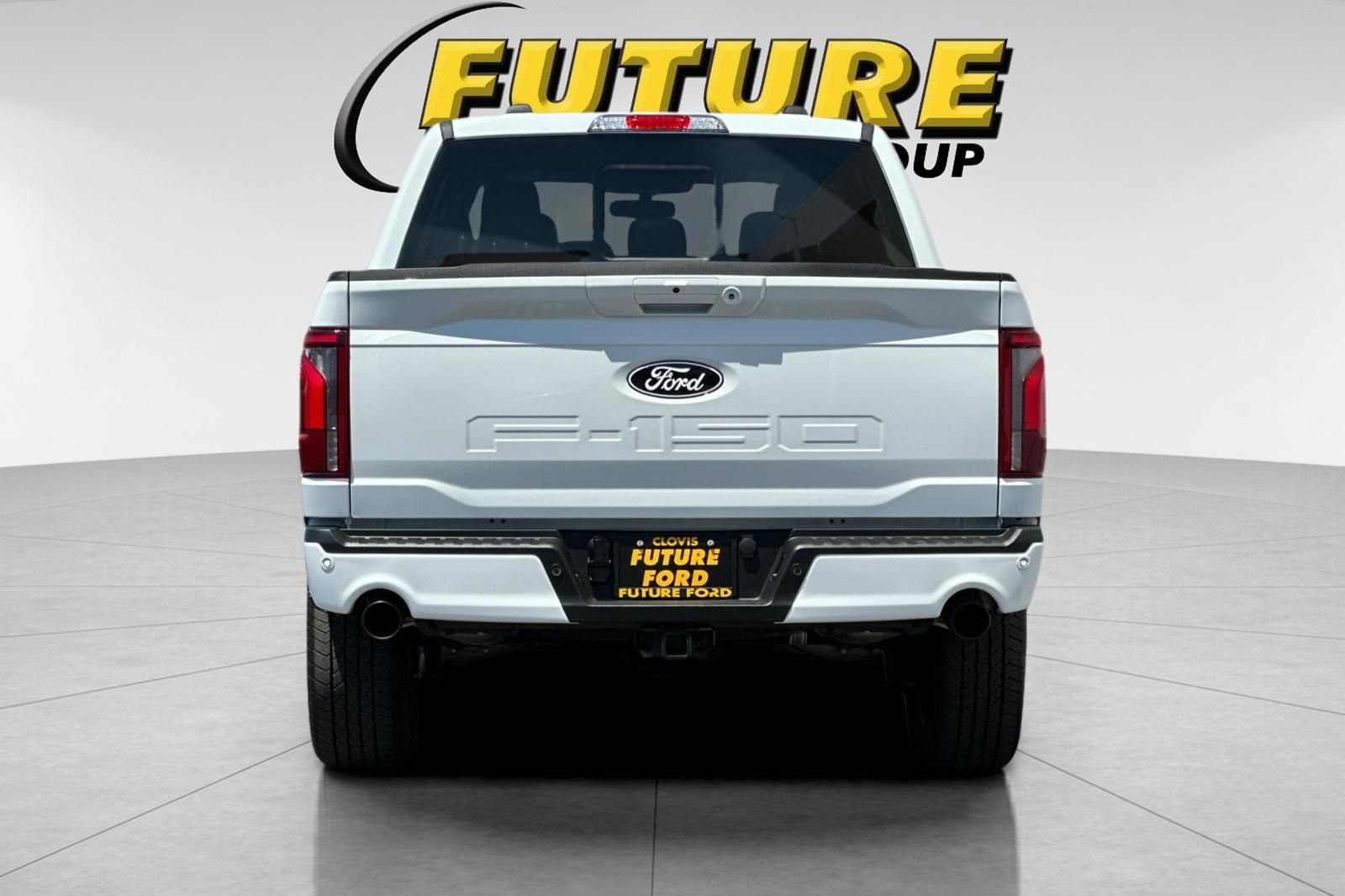 Used 2025 White Ford Lariat image 4