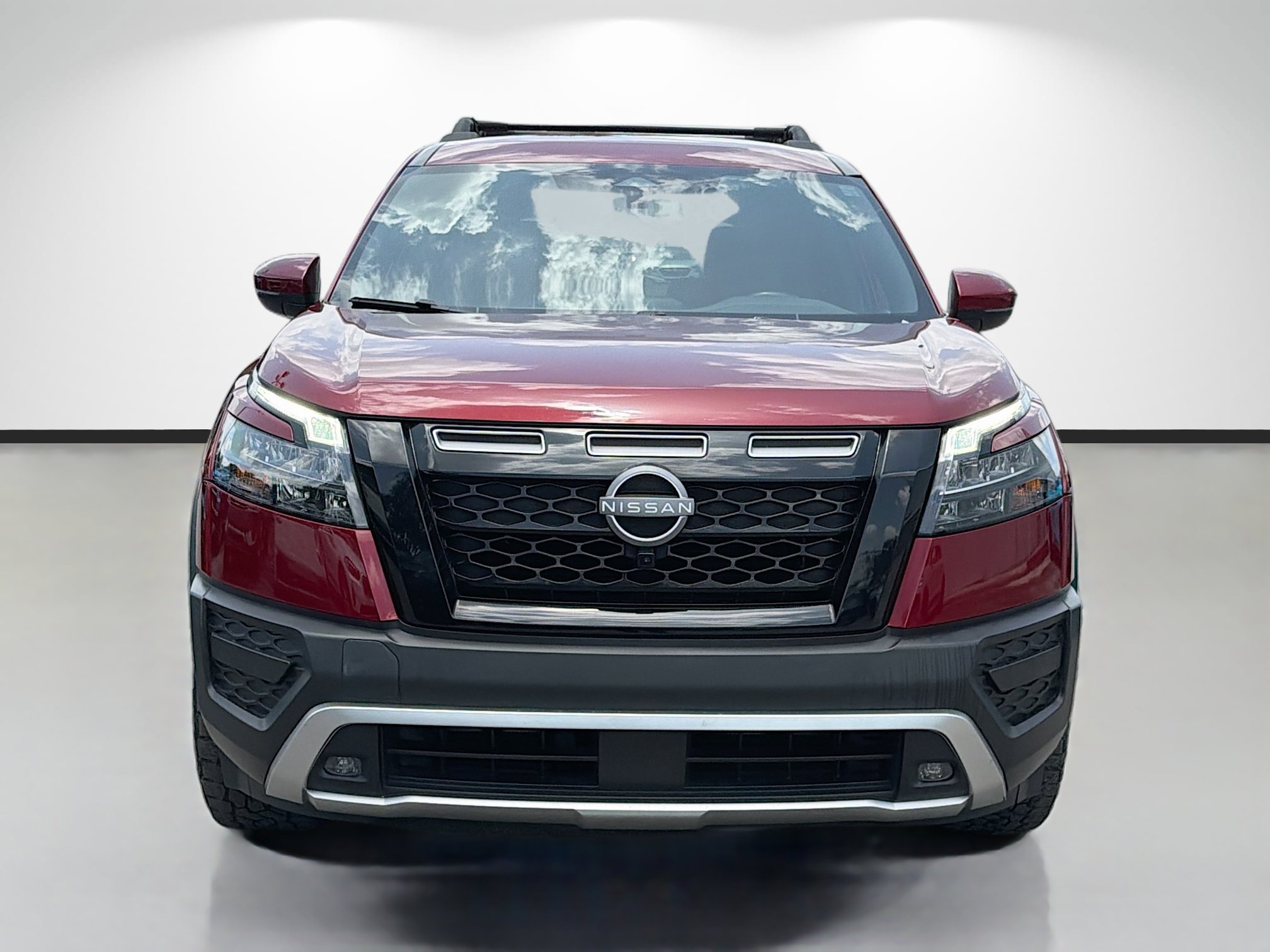 Used 2023 Scarlet Ember Tintcoat Nissan Rock Creek image 8