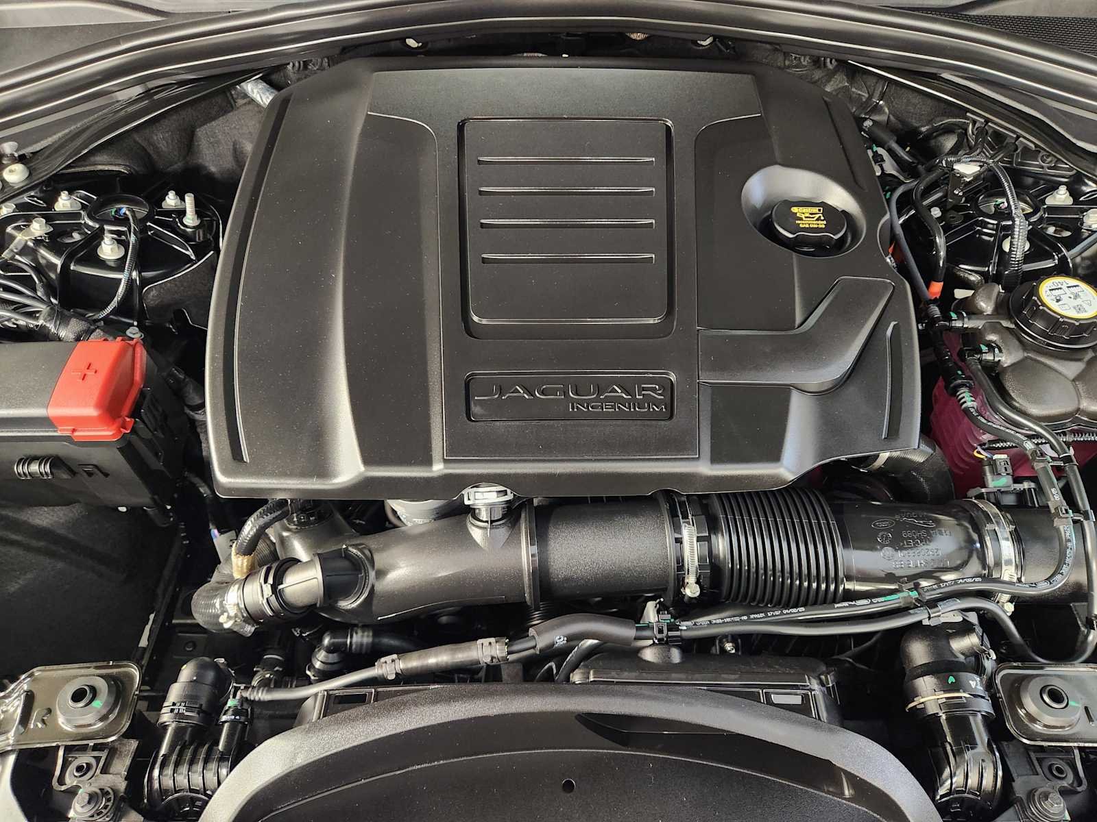 2026 Jaguar F-Pace R-Dynamic S - Photo 33