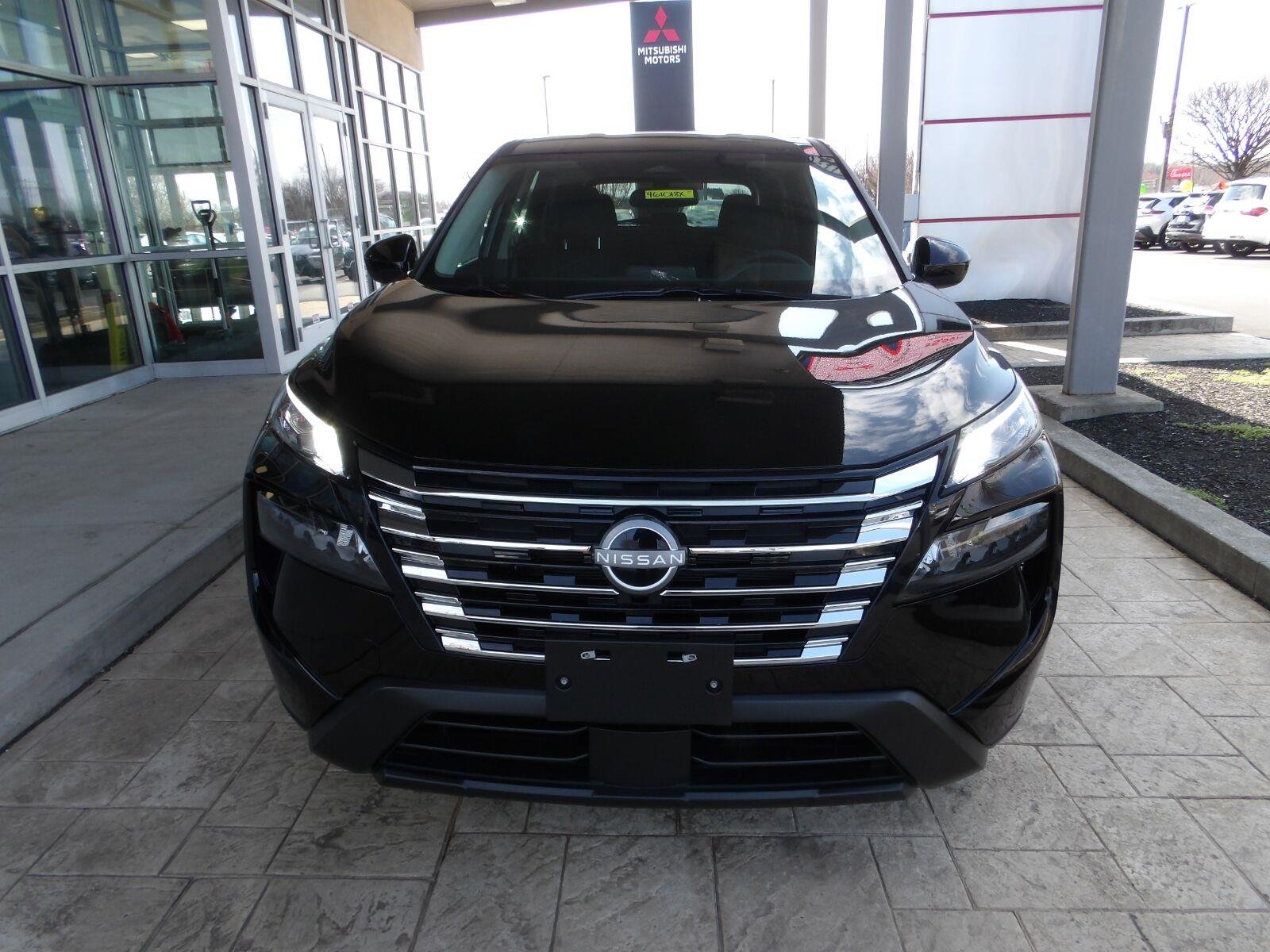 New 2026 Super Black Nissan SV image 2