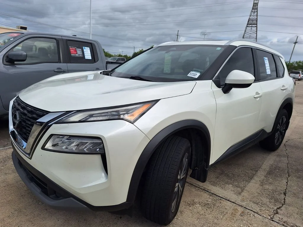 2023 Nissan Rogue SV FWD's photo