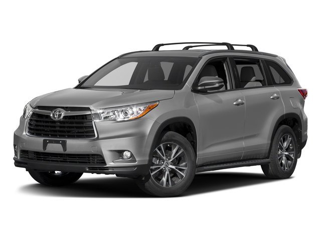 Used 2016 Blizzard Pearl Toyota XLE image 1