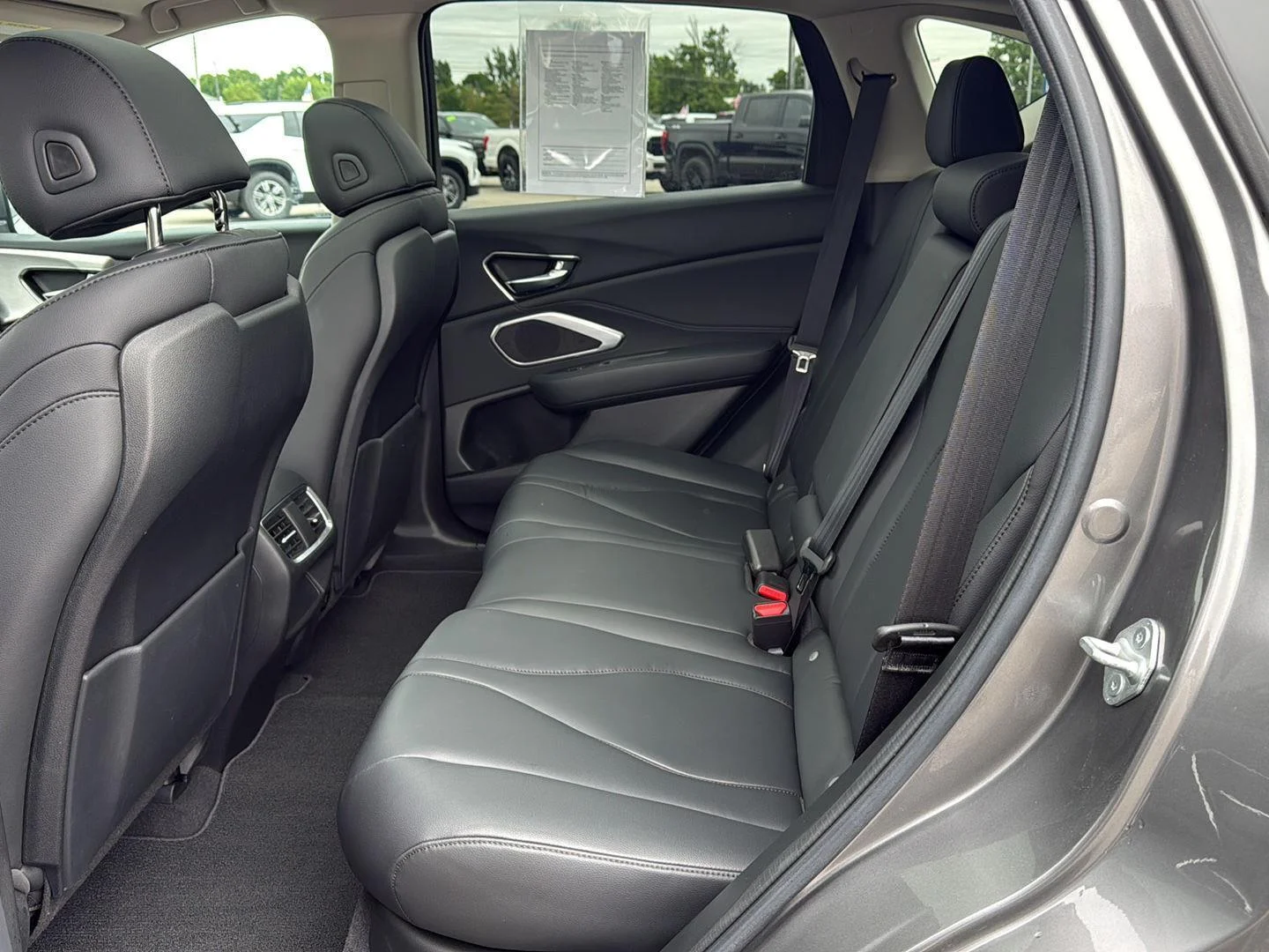 Used 2023 Liquid Carbon Metallic Acura SH-AWD image 12