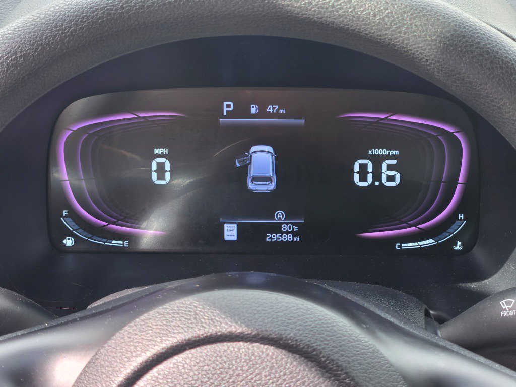 2024 Kia Soul LX - Photo 30