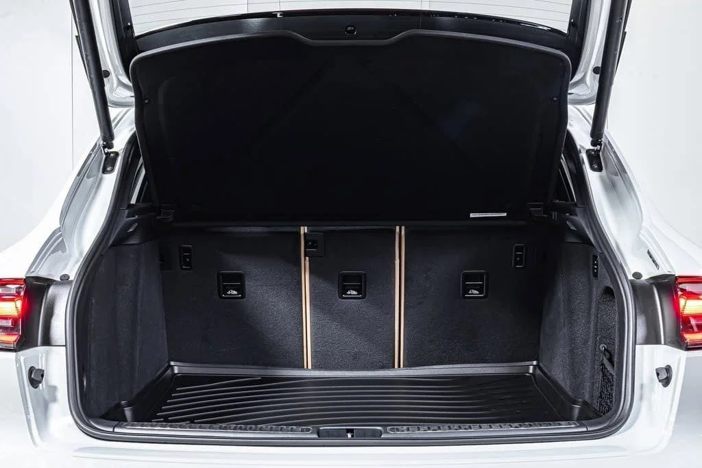 2025 Porsche Macan - Photo 20