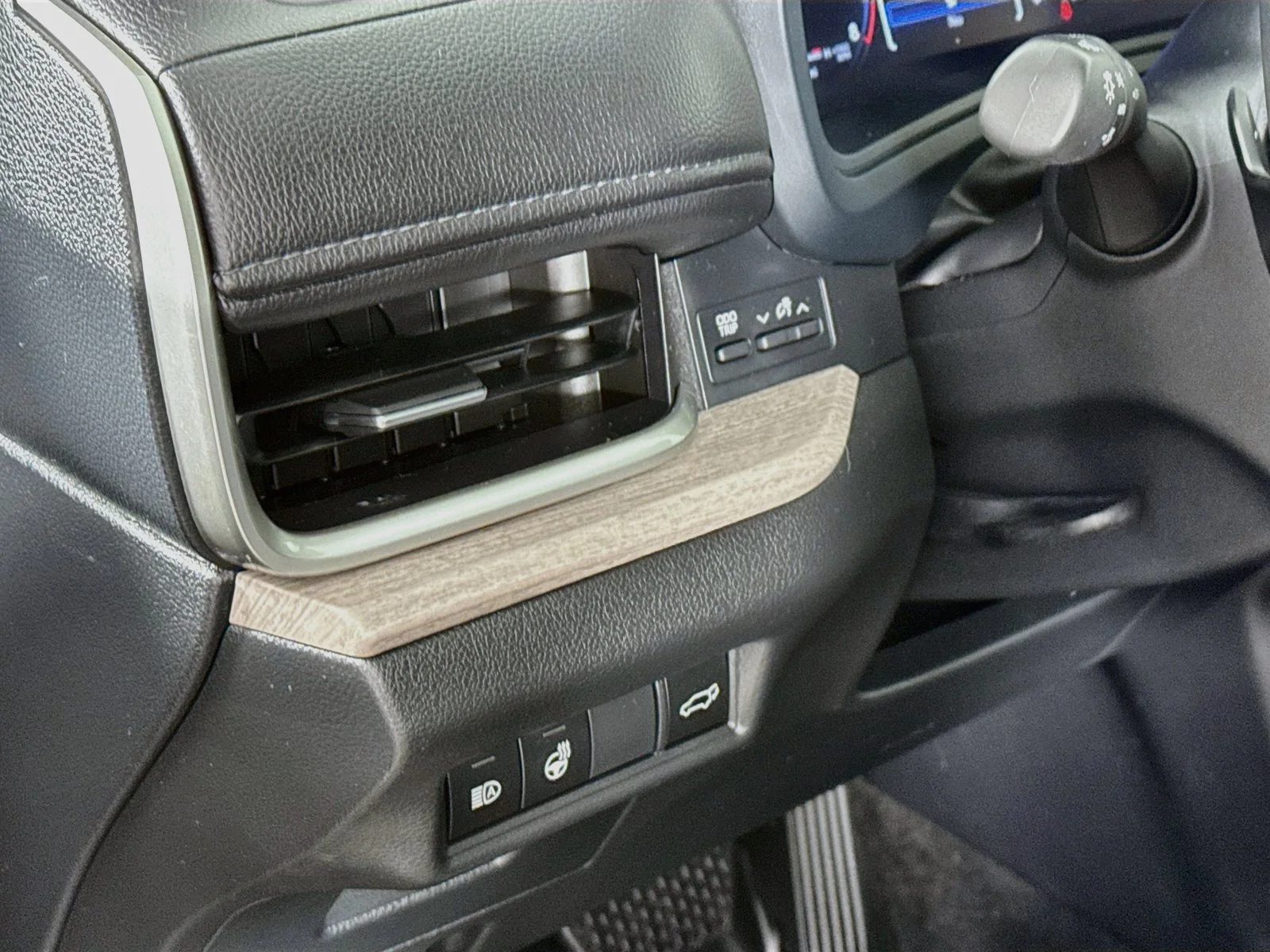 Certified Used 2024 White Toyota Platinum image 10