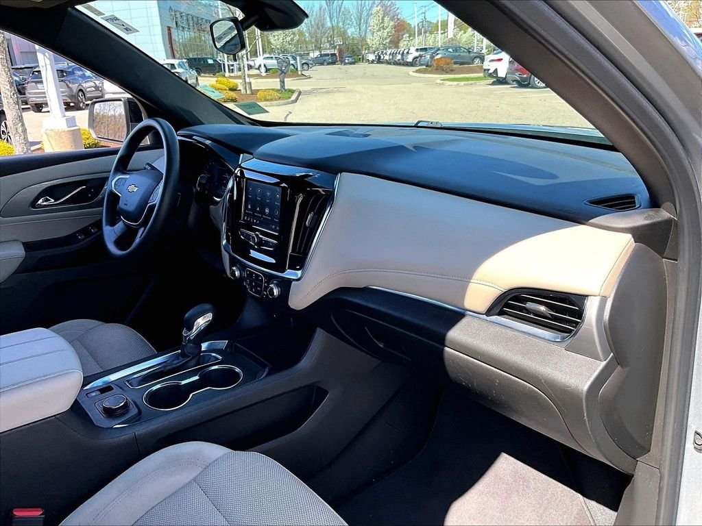 Used 2023 Gray Chevrolet LS image 14