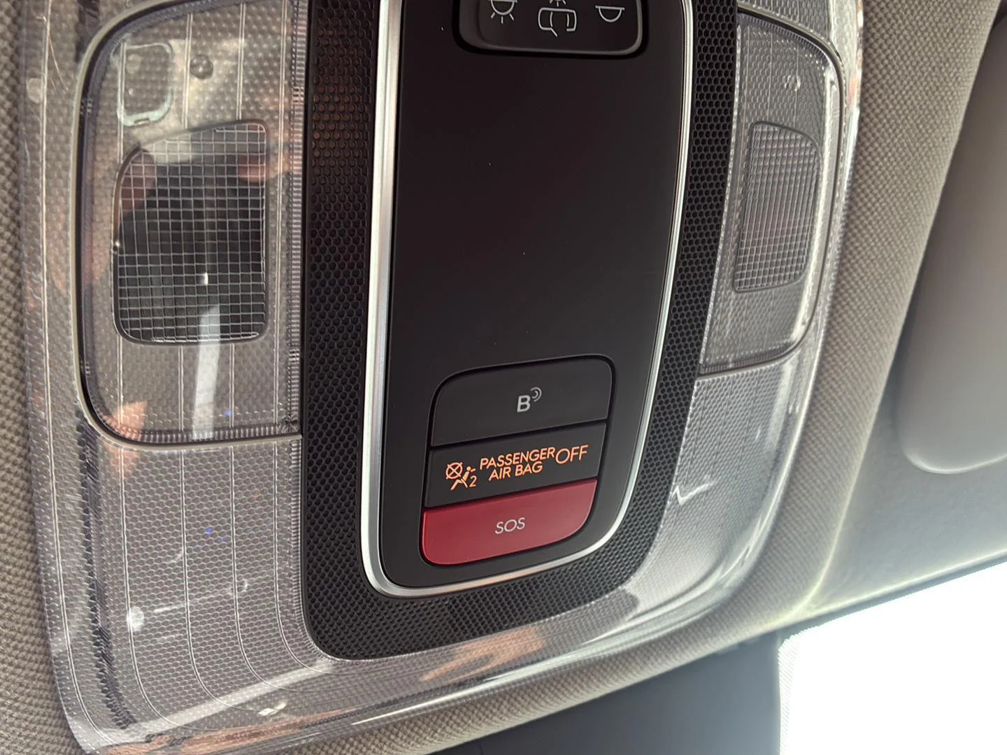 Certified Used 2024 Fluid Metal Hyundai SEL image 36