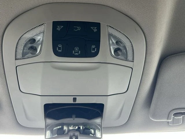 Used 2024 Silver Chrysler Touring L image 28