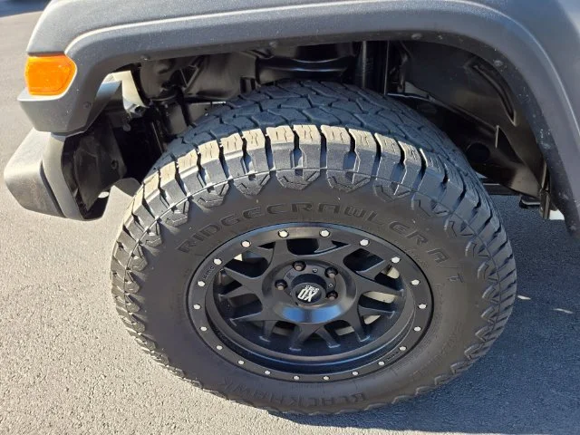 Used 2018 White Jeep Unlimited Sport S image 23