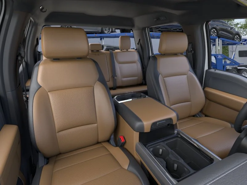 New 2026 Star White Metallic Tri-Coat Ford F-550® LARIAT® image 10