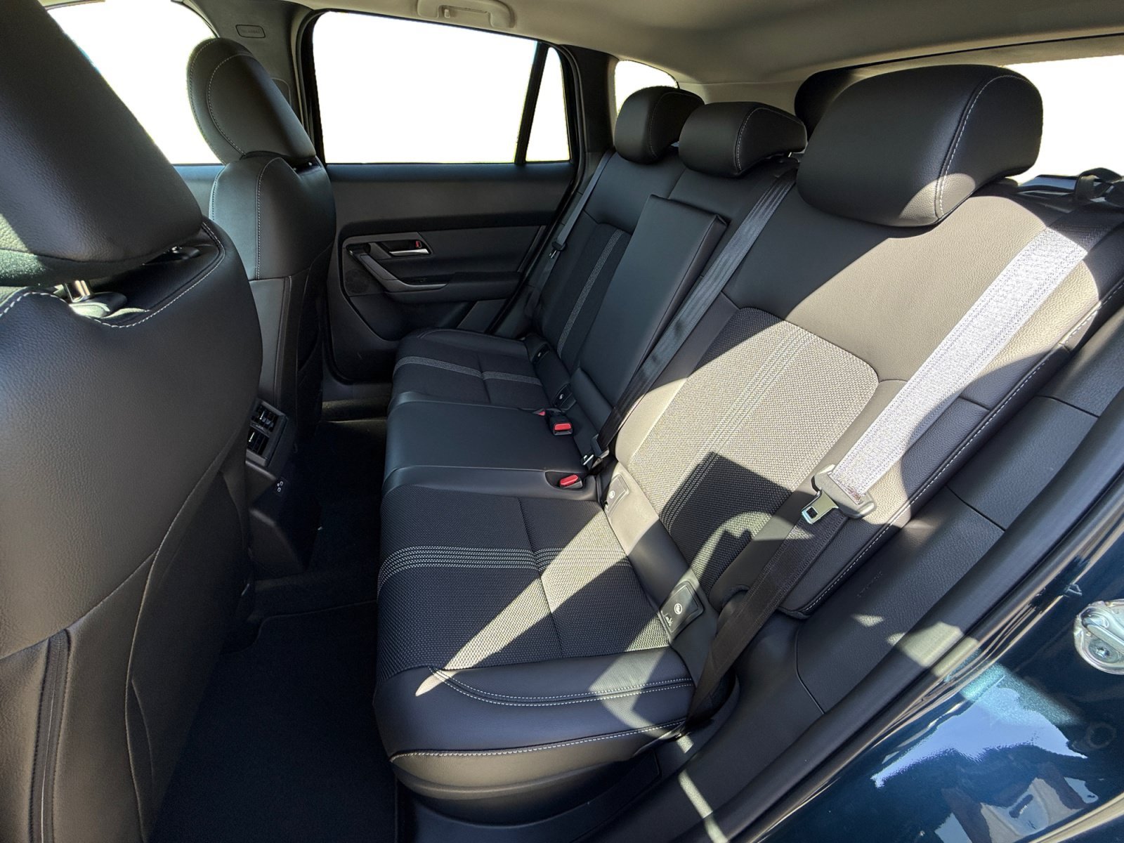 New 2026 Ingot Blue Metallic Mazda Preferred image 16