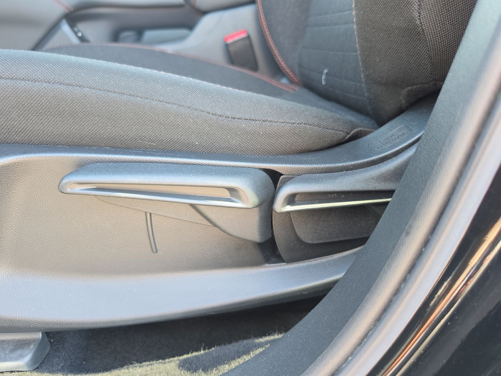 2025 Honda HR-V Sport - Photo 16