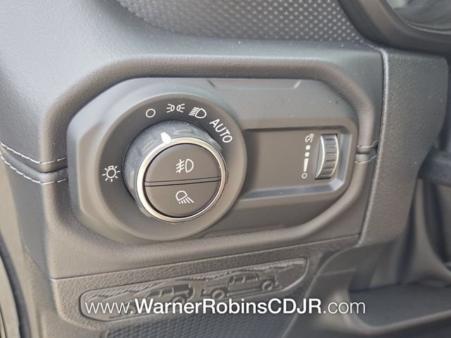 New 2026 Black Clear-Coat Exterior Paint Jeep Mojave image 28