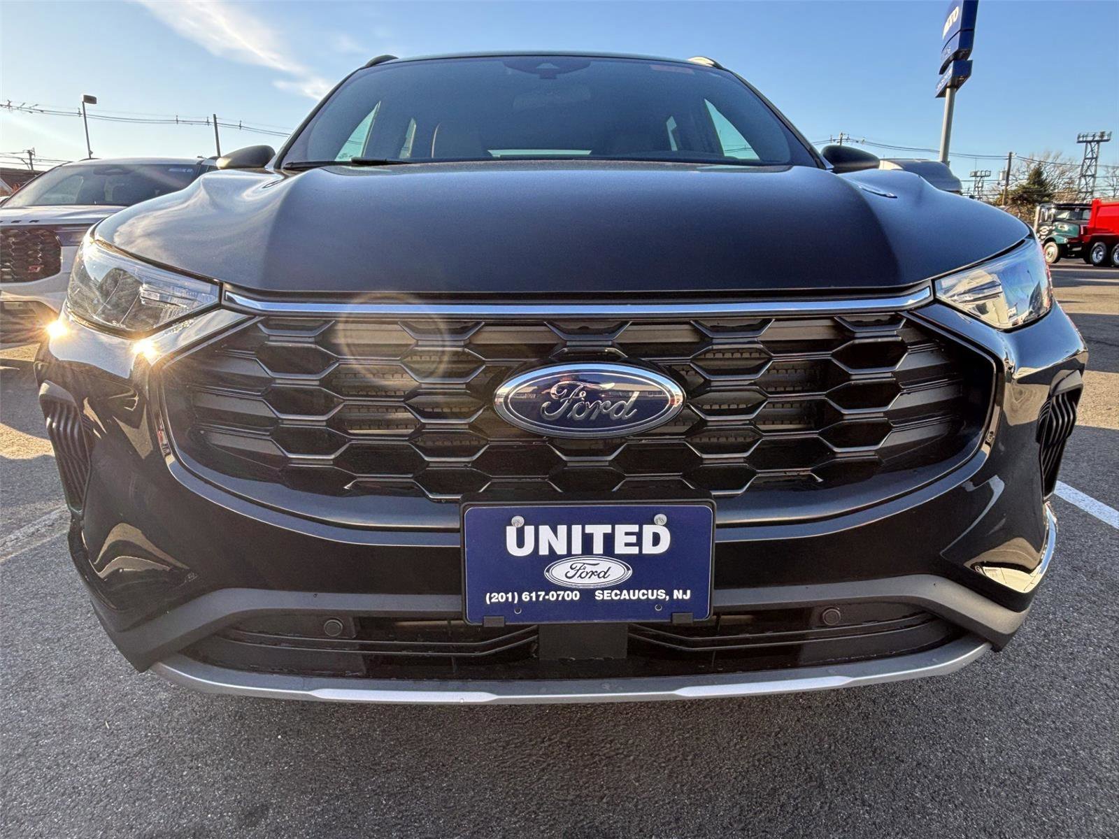 New 2026 Agate Black Metallic Ford ST-Line image 3
