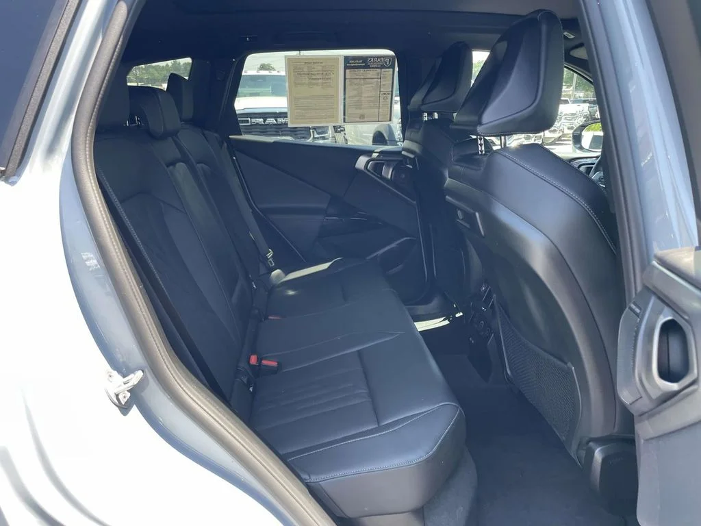 Used 2026 Gray BMW M50 xDrive image 18