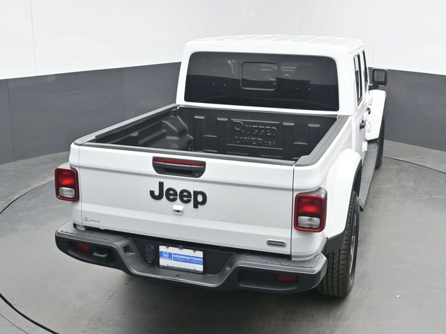 Used 2020 White Jeep Overland image 35