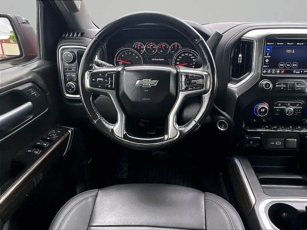 Used 2021 Red Chevrolet RST image 6