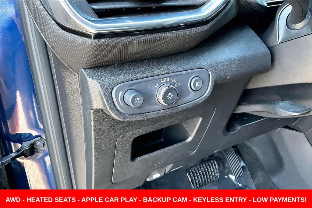 Used 2022 Blue Chevrolet LT image 12