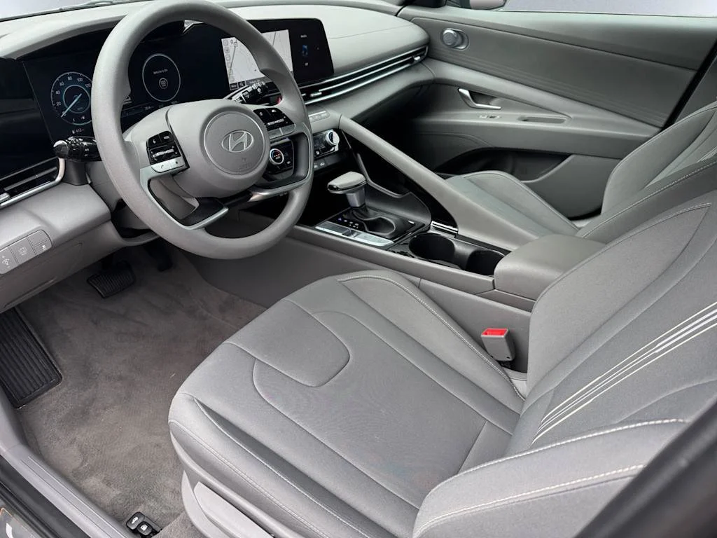 Used 2024 Gray Hyundai Blue image 11