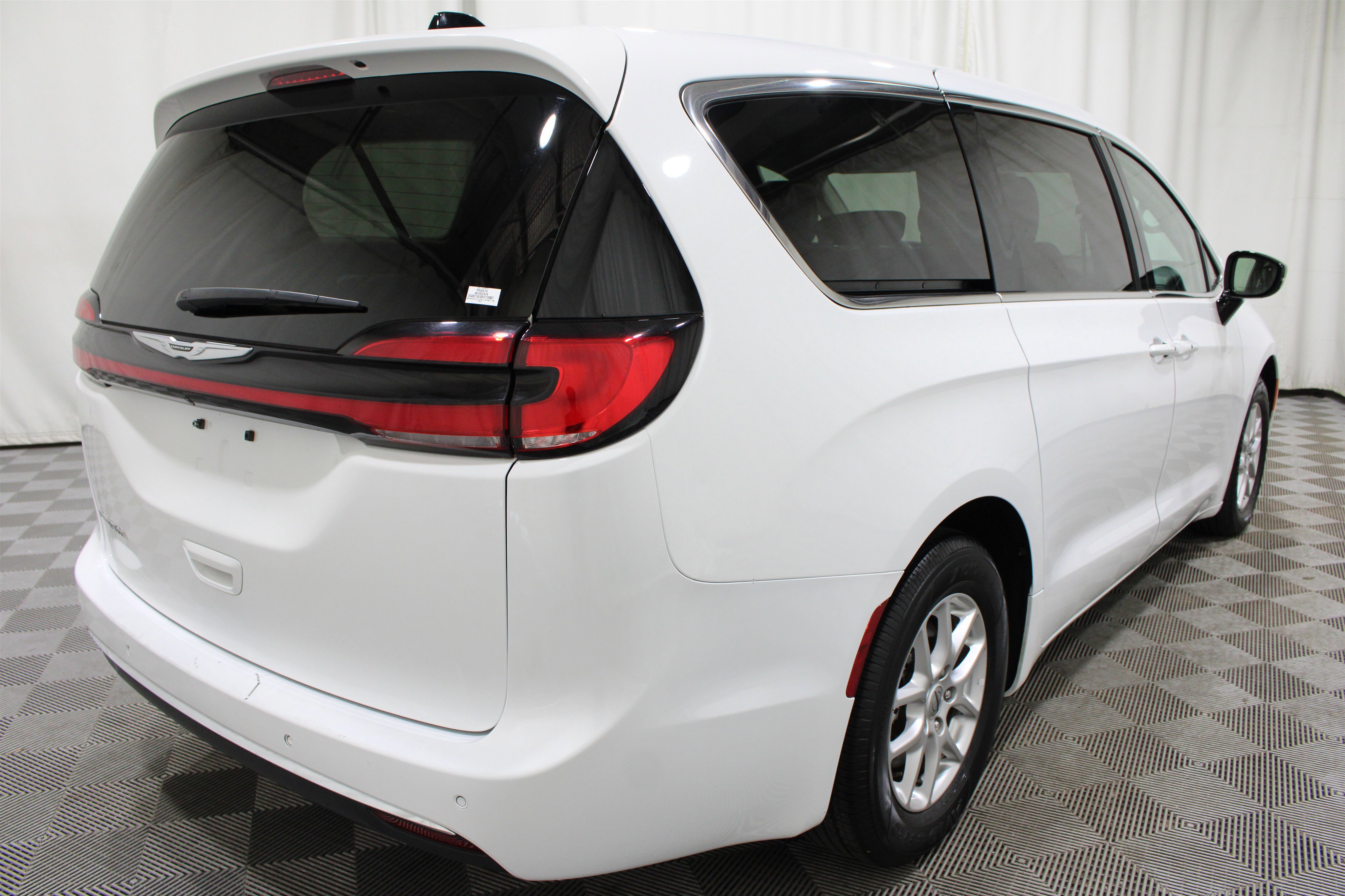 Used 2024 Bright White Clearcoat Chrysler Touring L image 30