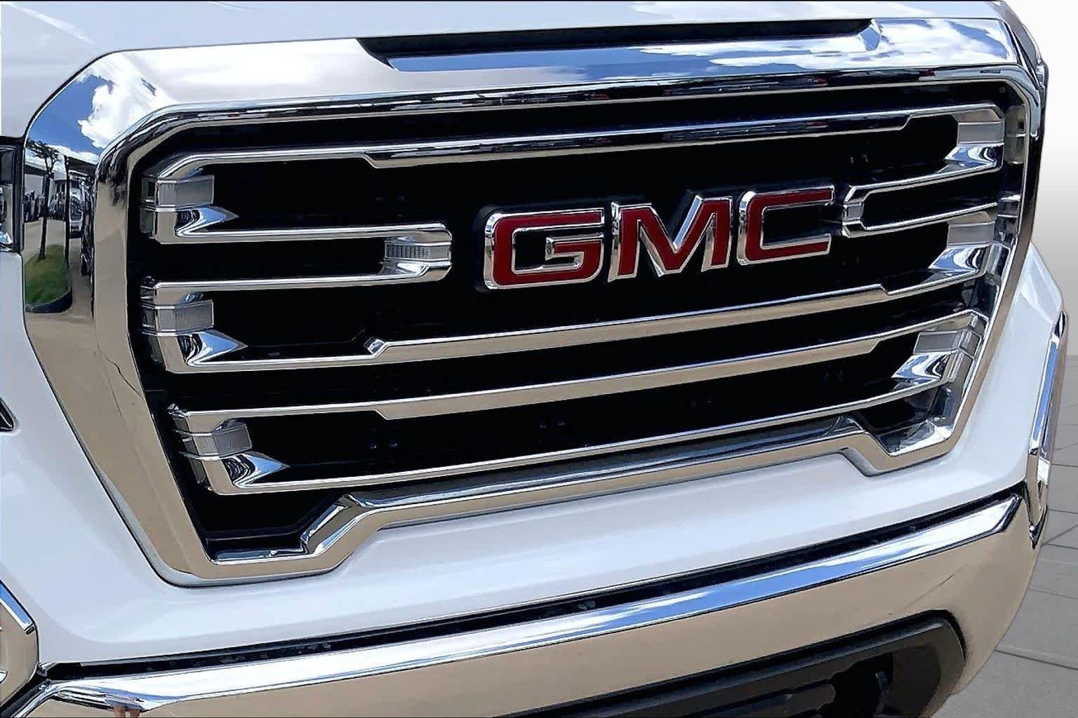 Used 2019 SUMMIT WHITE GMC SLT image 29
