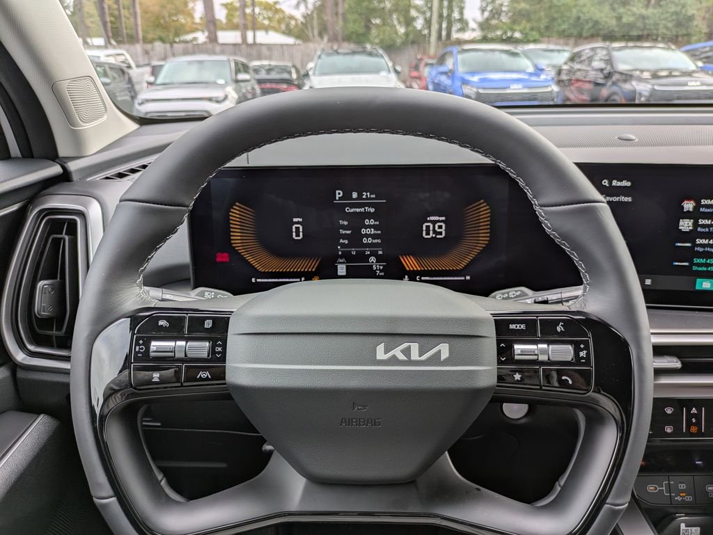 New 2026 Glacial White Pearl Kia LX image 29