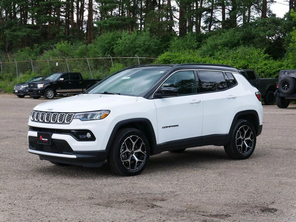 Used 2025 White Jeep Limited image 6