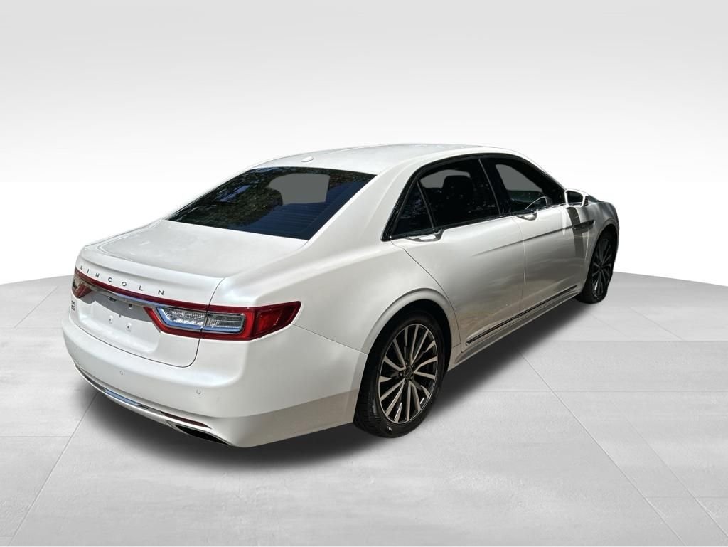 Used 2017 White Lincoln Select image 5