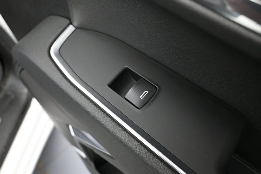 Certified Used 2024 White GMC Elevation image 34
