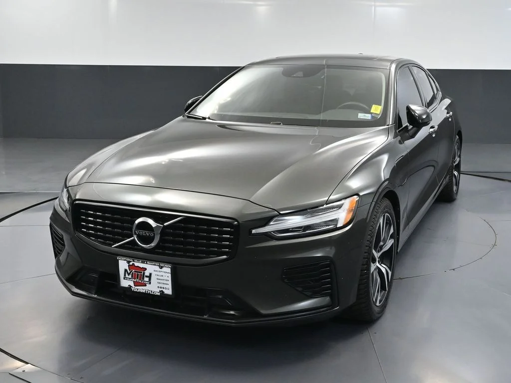 2022 Volvo S60 R-Design Expression - Photo 12