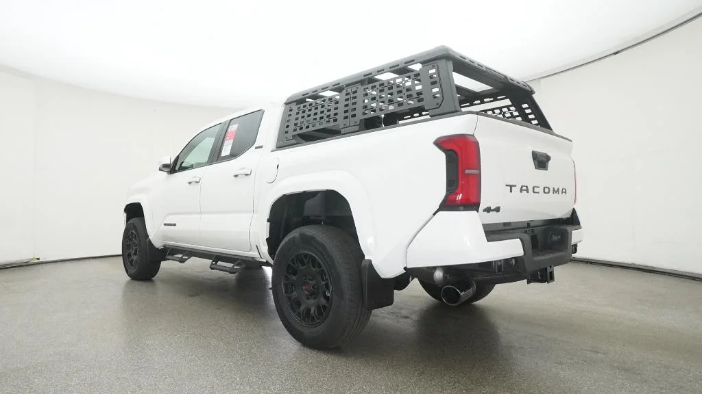 2025 Toyota Tacoma SR5 - Photo 33