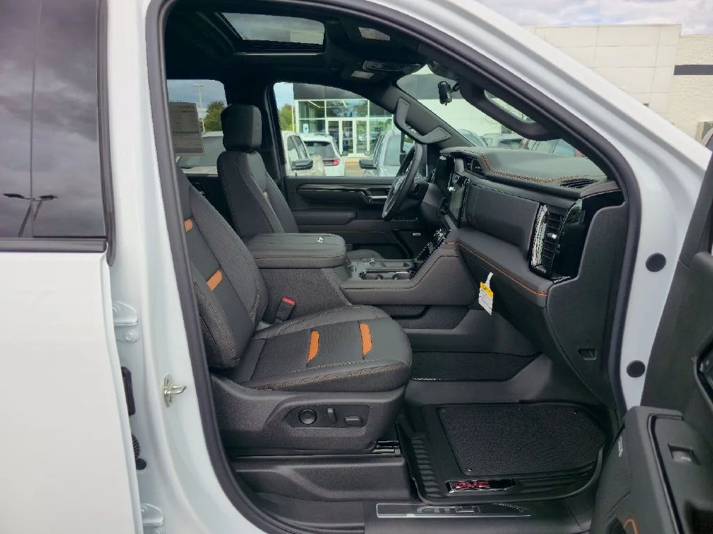 2026 GMC Sierra 2500HD AT4 - Photo 27