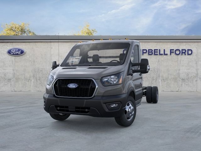 New 2026 Carbonized Gray Metallic Ford Cutaway image 2