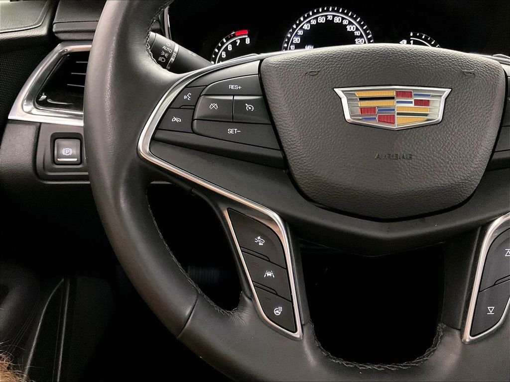 Used 2017 White Cadillac Premium Luxury image 23