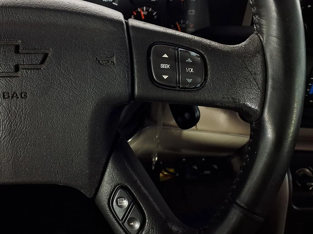 Used 2004 Sport Red Metallic Chevrolet LS image 18