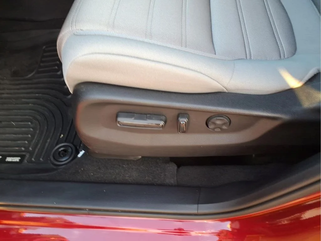 Used 2021  Honda EX image 20