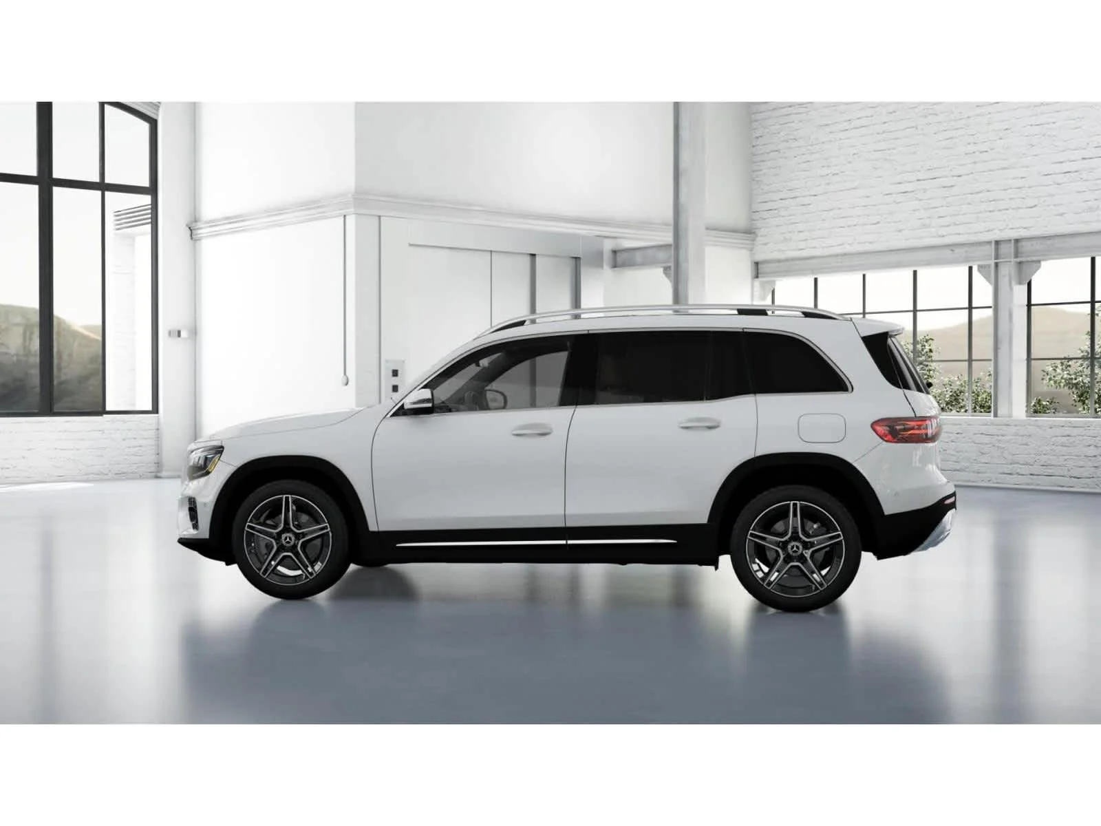 Used 2026 Polar White Mercedes-Benz GLB 250 image 32