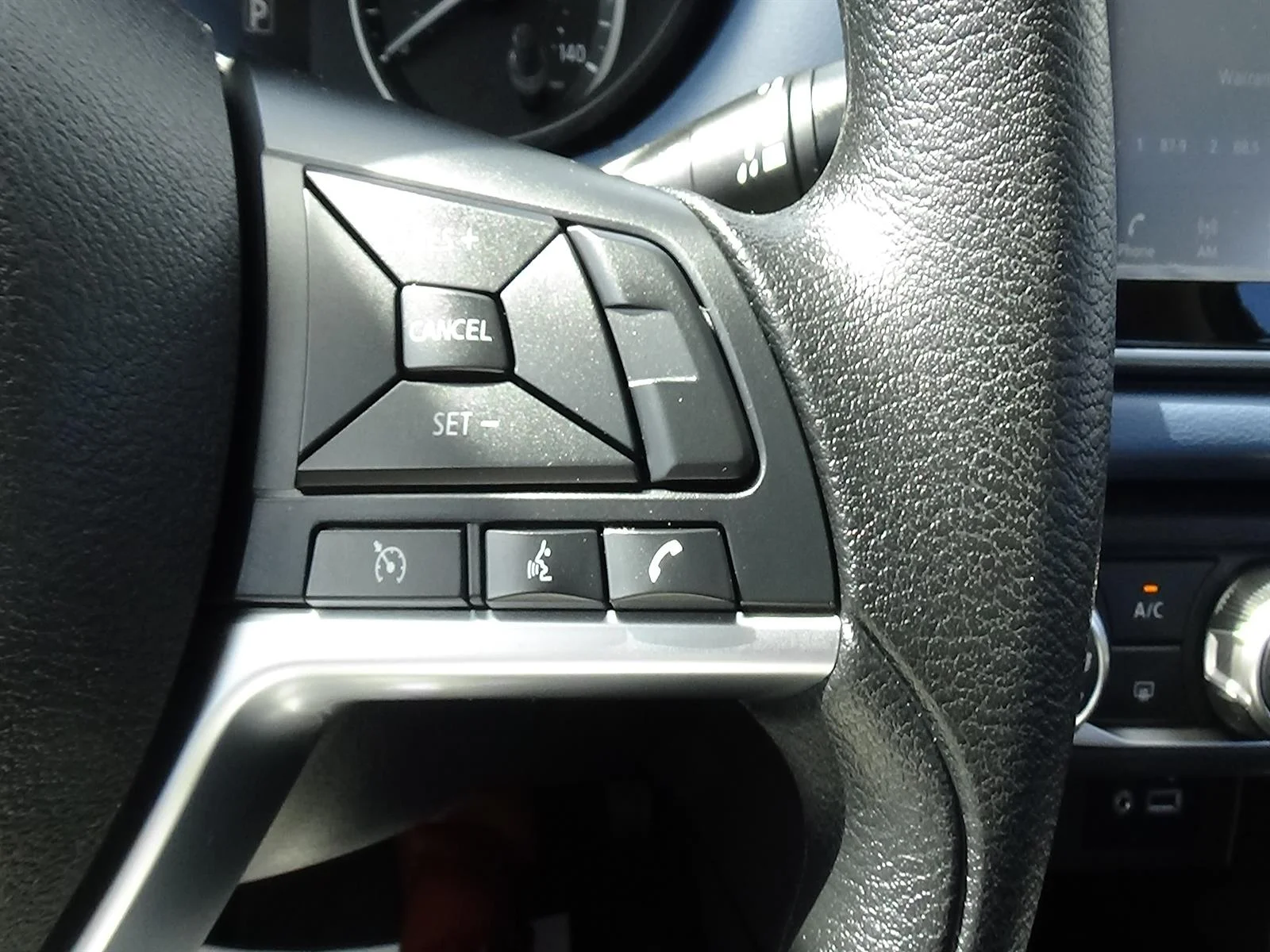 Used 2025 Super Black (kh3) Nissan SV image 21