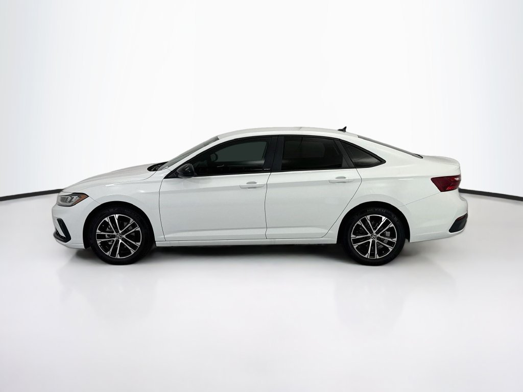 New 2026 White Volkswagen 1.5T Sport image 8