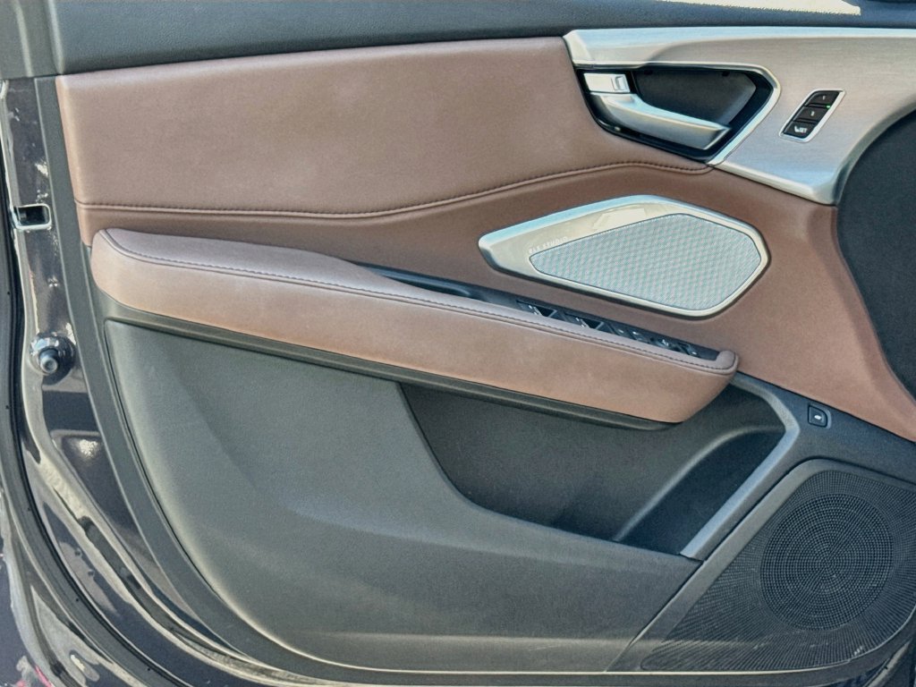 Used 2021  Acura Technology Package image 17