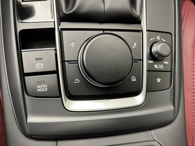 2026 Mazda CX-30 Carbon Edition - Photo 17