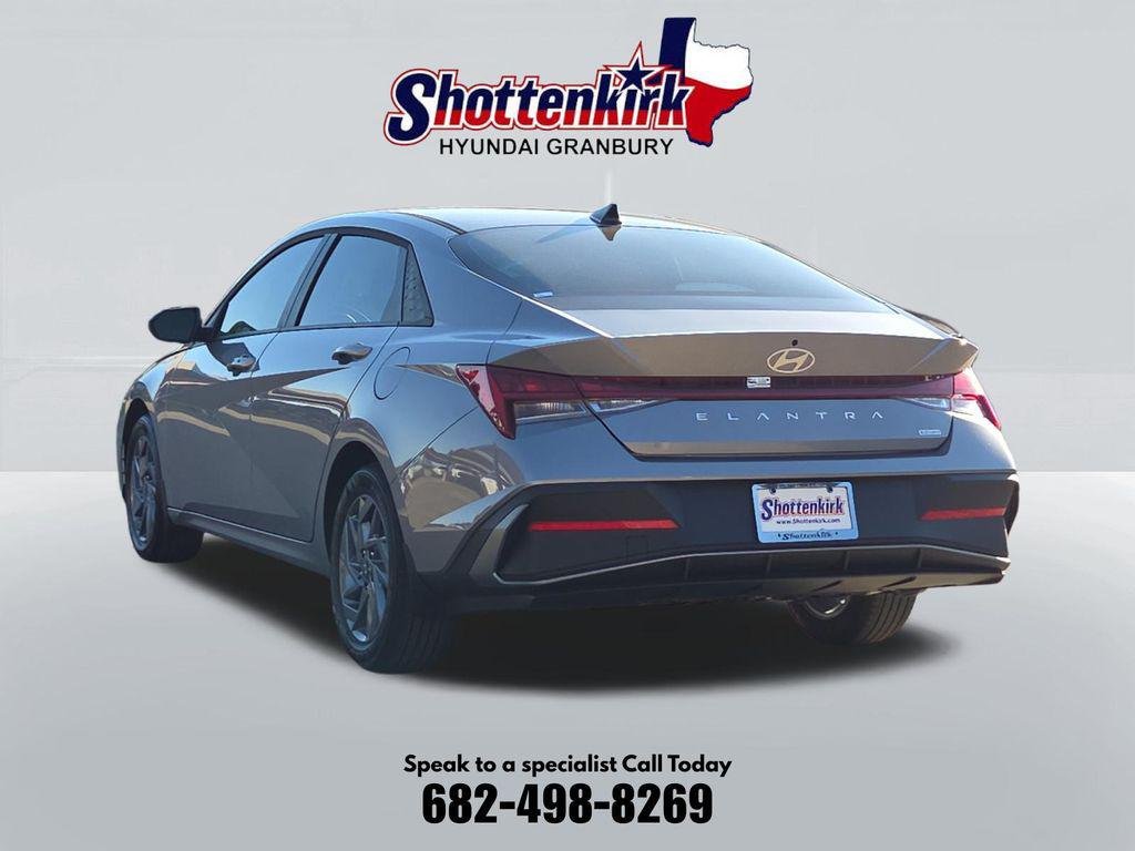 New 2026 Silver Hyundai Blue image 8